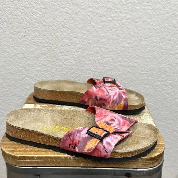 Birkenstock Rose Patterned Sandals - Picture 1 of 6